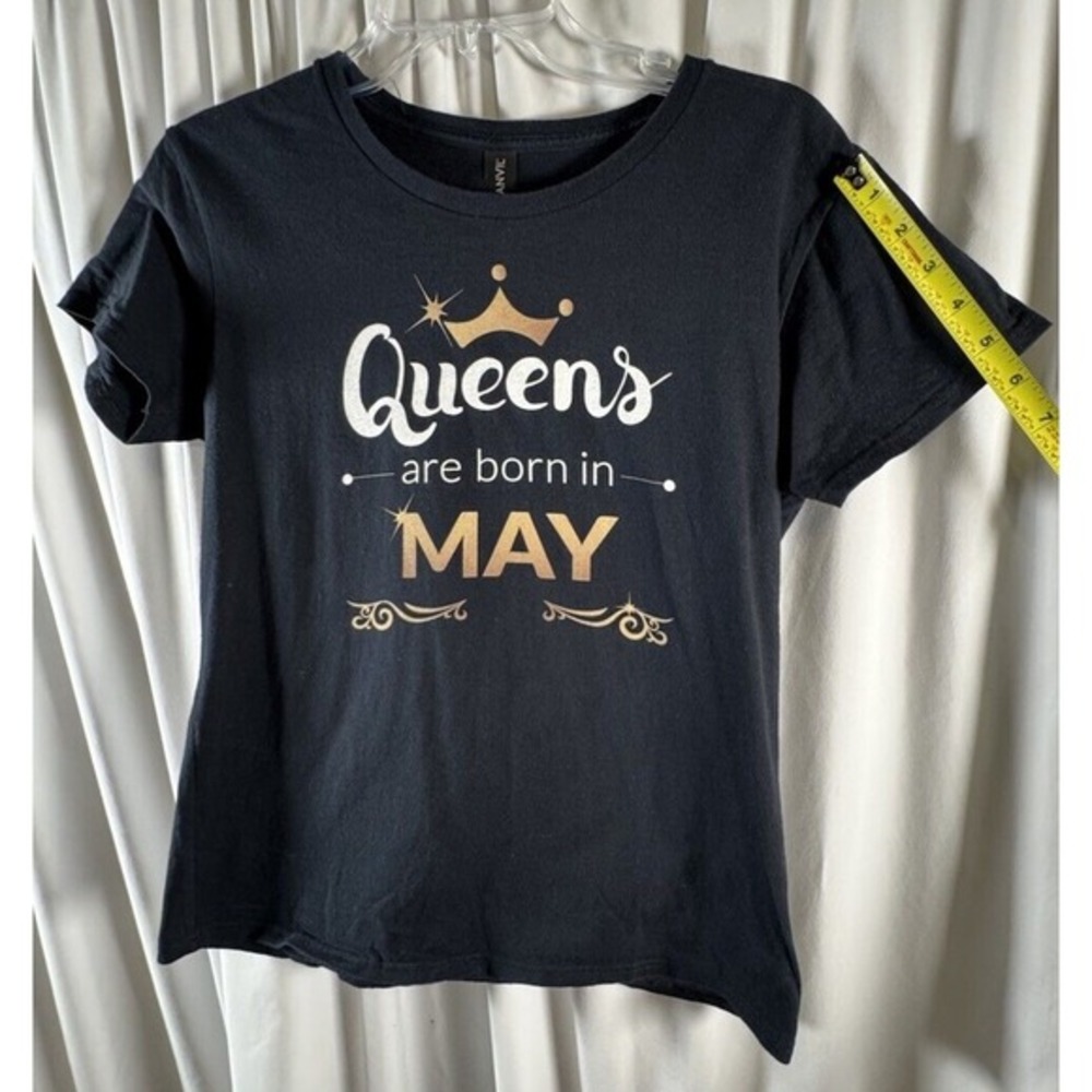 Anvil Queens Are Born In May Black Graphic T-Shirt Womens Cotton Tee M 73-41 - Picture 7 of 10